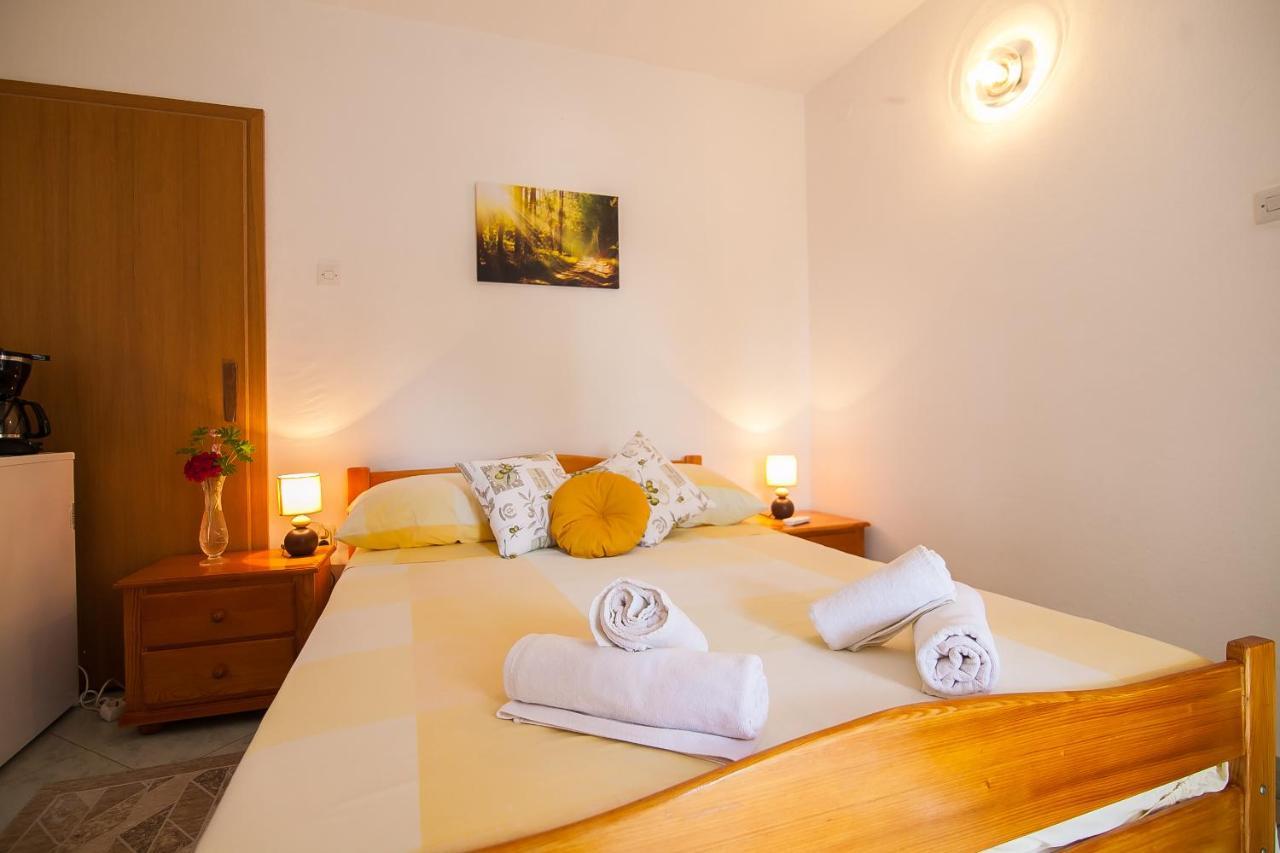 Old Town Accommodation Bol Luaran gambar
